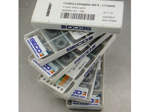 原装山高车刀片CNMG120404-M3 TP2501瑞典山高数控刀片
