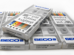 瑞典山高SECO刀具SCMT060204-F2 TP200全新山高车刀片