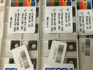 山高数控刀片SCMT120408-F2 TP3500瑞典山高车刀片